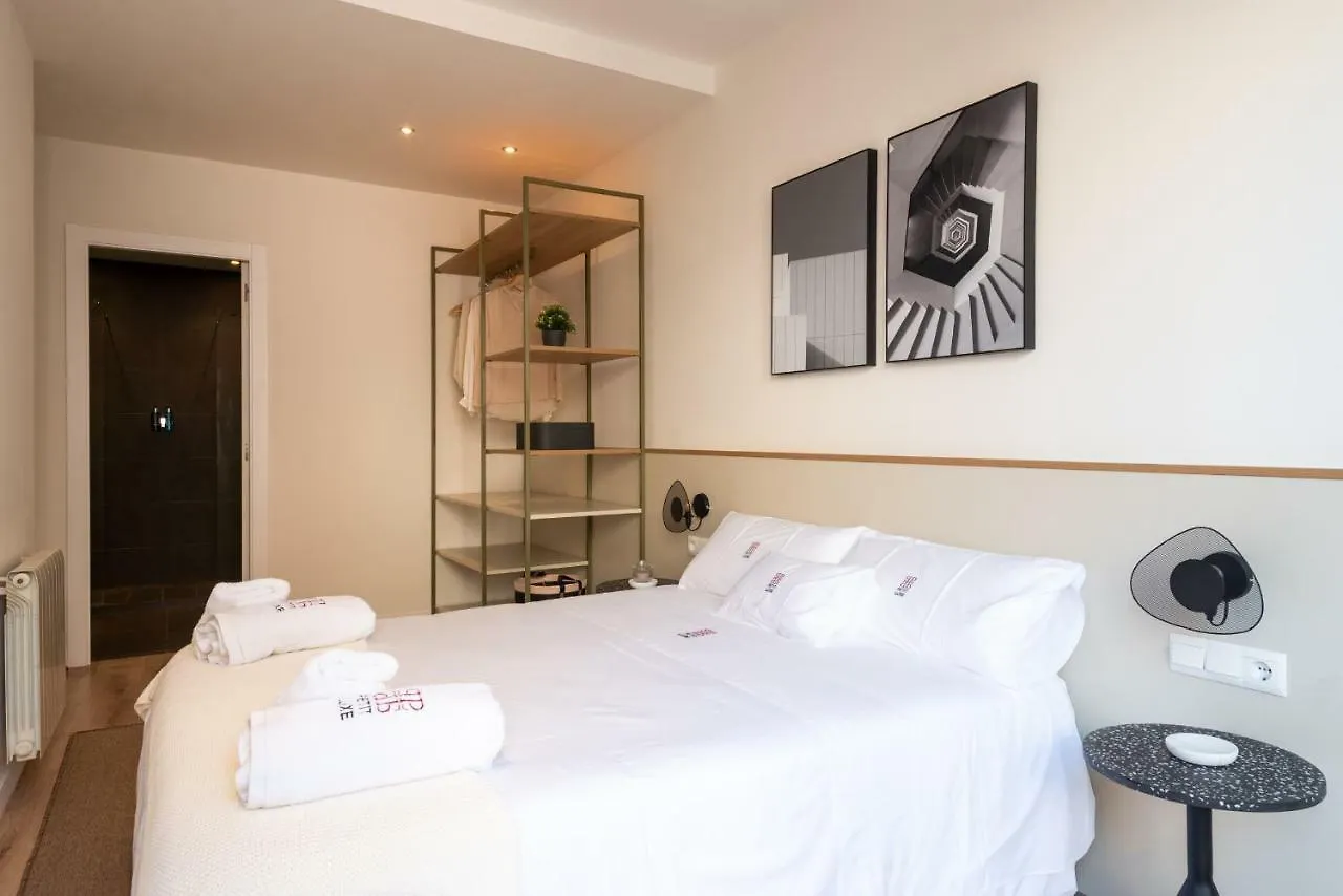 Petit Luxe Tobella Baixos Apartment Terrassa